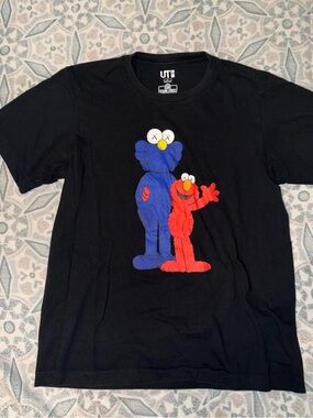 Kaws tee men small